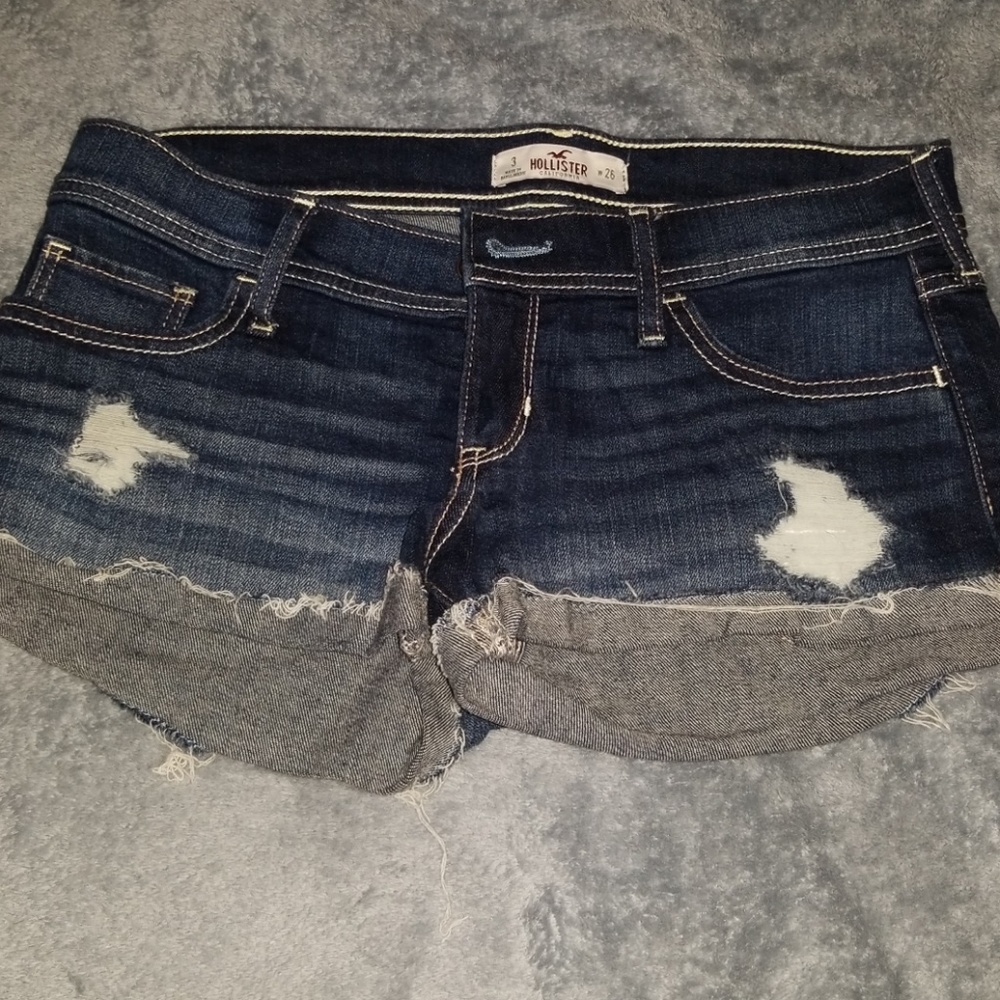 Hollister shorts size 26